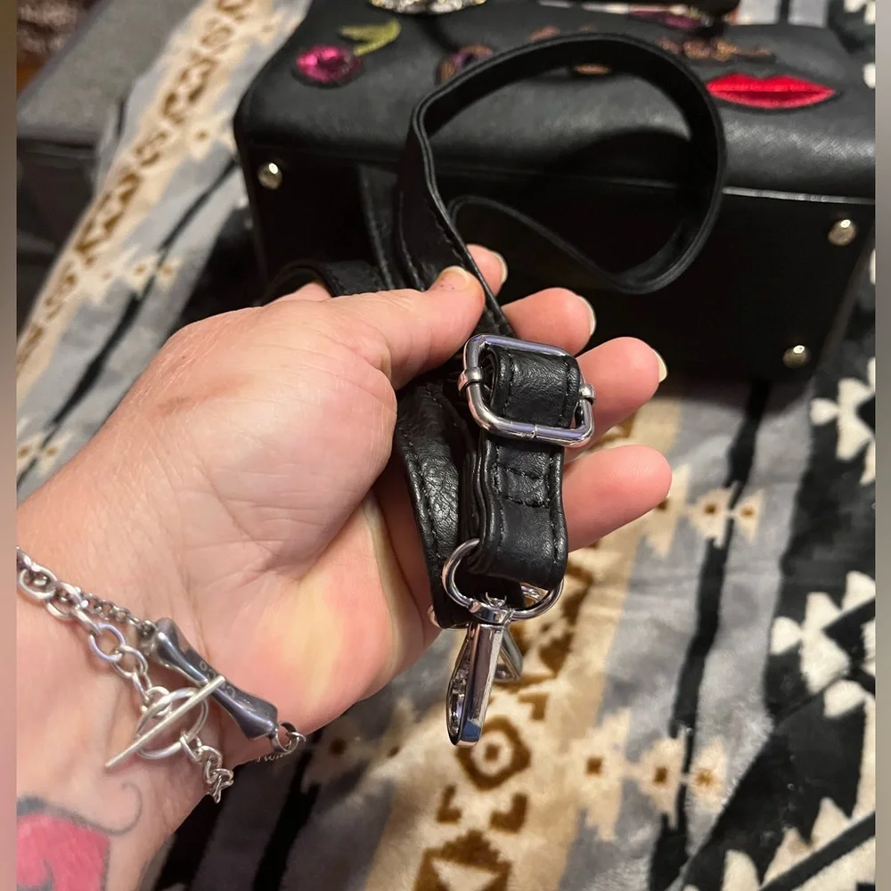 Kate Spade EUC Rare Run Wild Meow Sequin Handbag - Picture 13 of 13